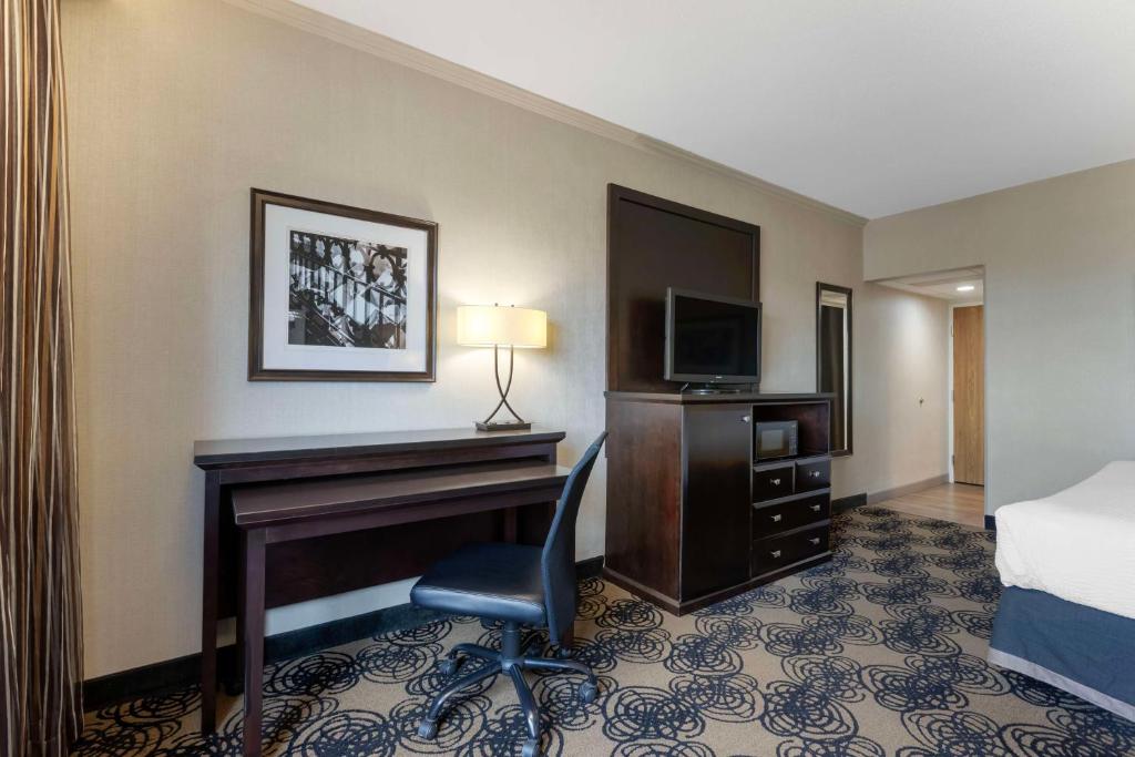 Best Western Plus Midwest Inn - Error