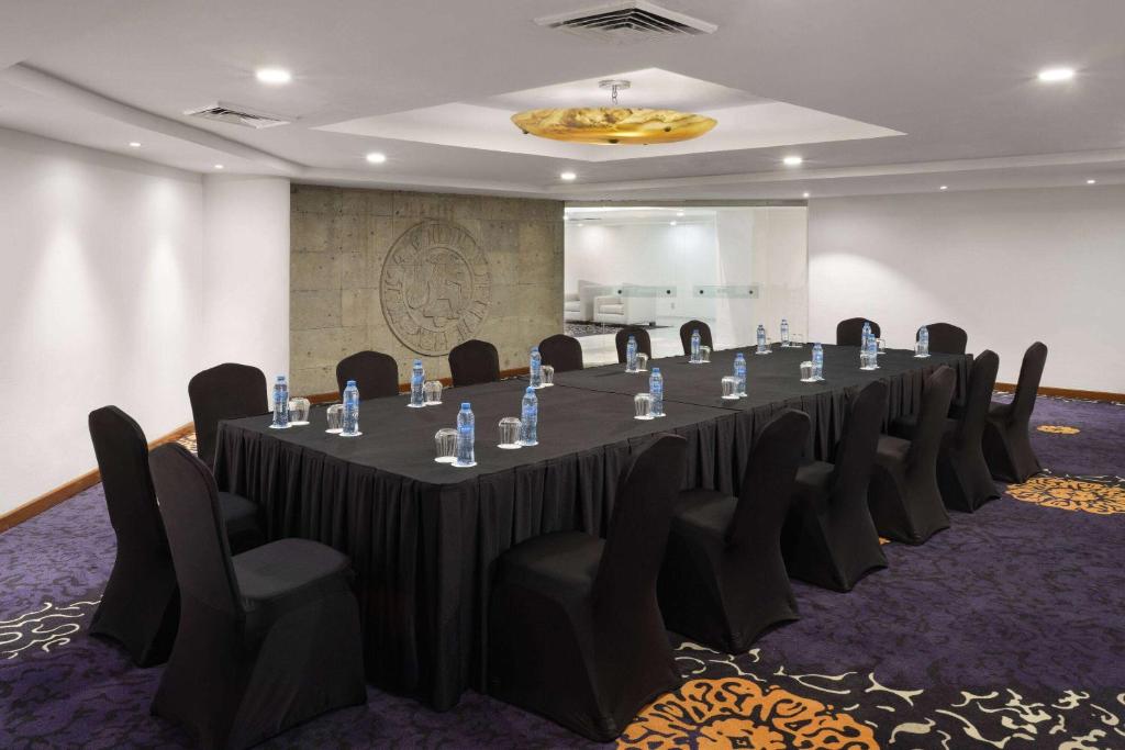 Konferenční prostory v ubytování Wyndham Grand Cancun All Inclusive Resort & Villas