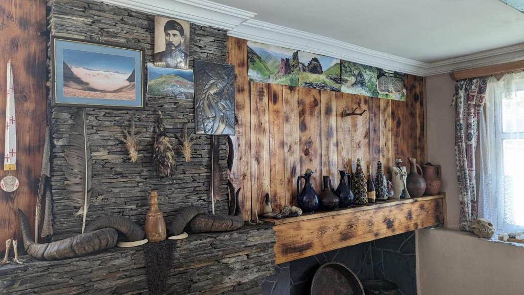 Kuchyň nebo kuchyňský kout v ubytování Doxturi's sakhli