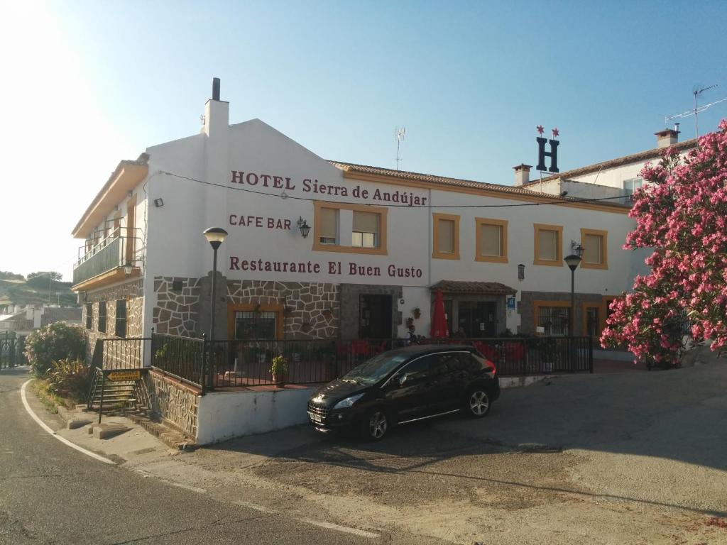 Budynek, w którym mieści się hotel