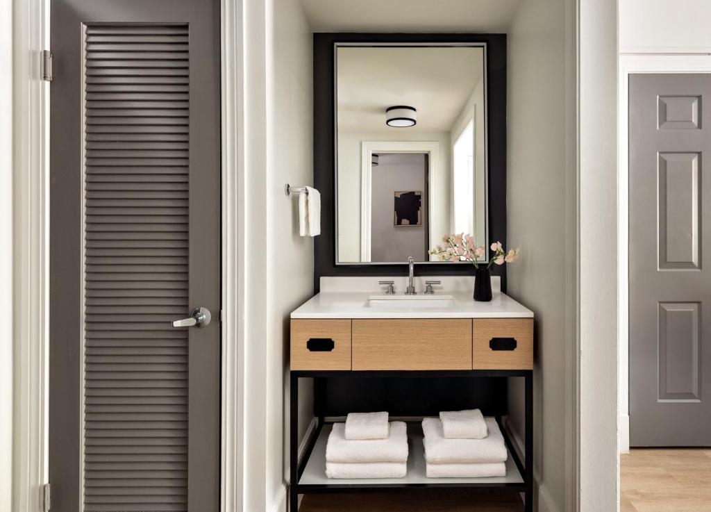 Kimpton Brice Hotel, an IHG Hotel - Salle Essentielle