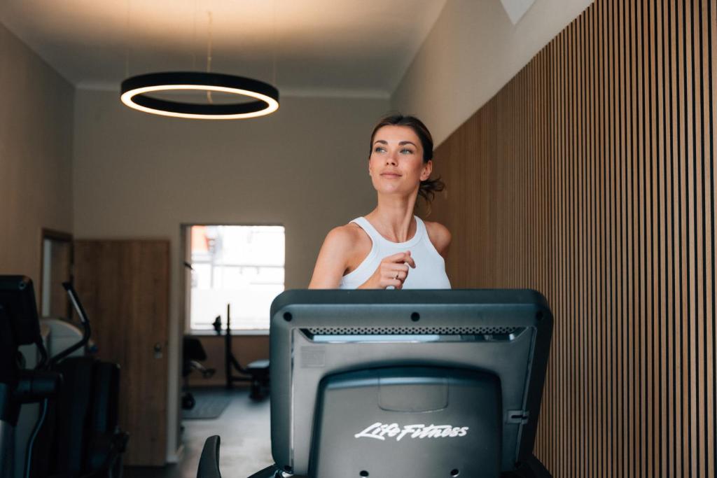 Fitness centrum a/nebo fitness zařízení v ubytování Hotel Rodderhof