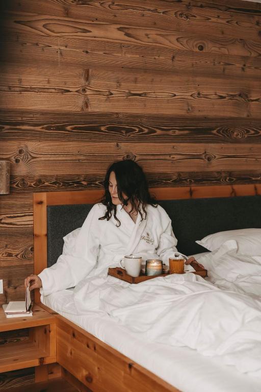 Posteľ alebo postele v izbe v ubytovaní Hotel Rosenhof Murau
