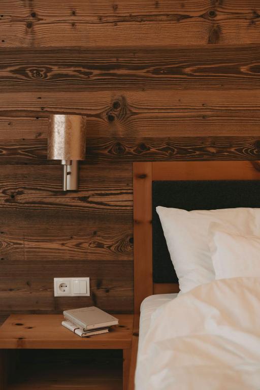 Posteľ alebo postele v izbe v ubytovaní Hotel Rosenhof Murau