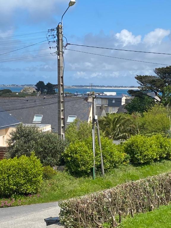 Chez Pierrot et Lucienne au bord de la mer