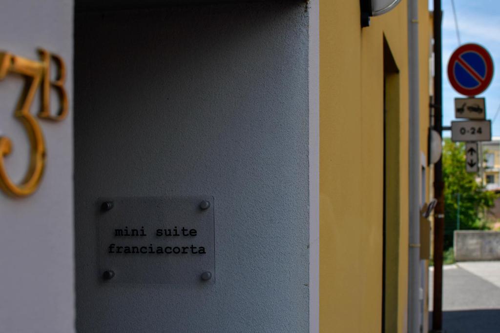 Certifikát, hodnocení, plakát nebo jiný dokument vystavený v ubytování Minisuite Franciacorta