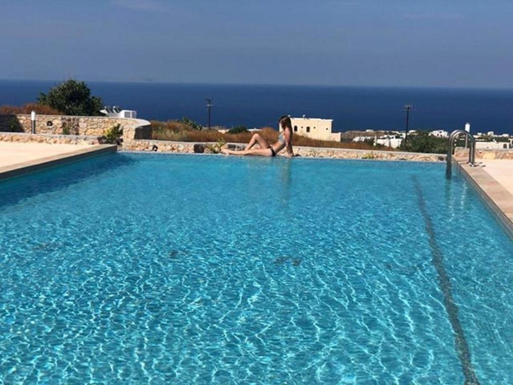 fira blue horizon - 18