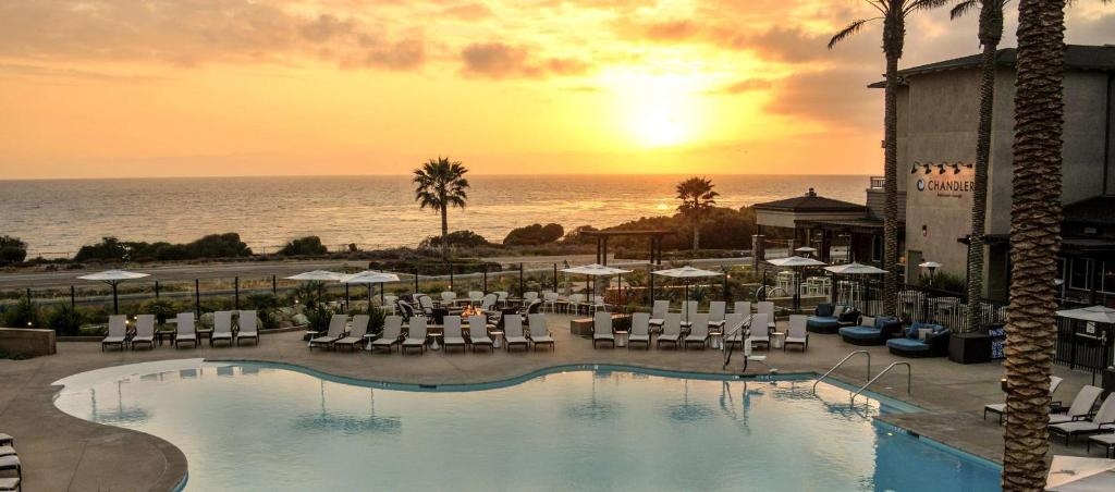 Bazén v ubytování Cape Rey Carlsbad Beach, A Hilton Resort & Spa nebo v jeho okolí