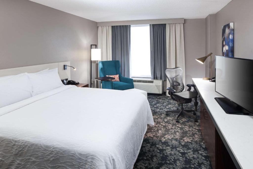 Hilton Garden Inn Nashville Vanderbilt - King Room Met Whirlpool