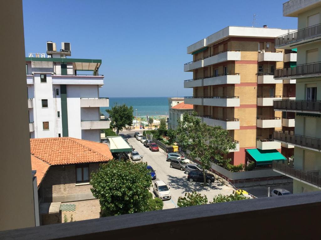 Widok na morze z tego hotelu