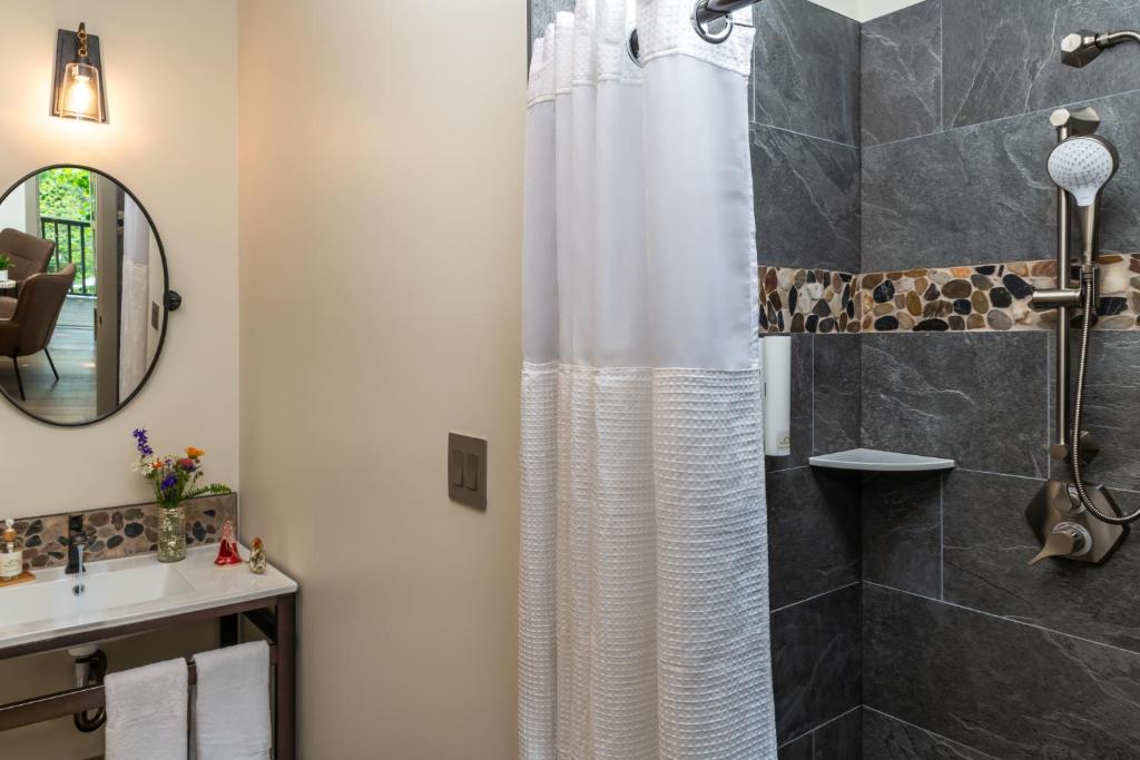 The Inn At Amaris Farms - Habitación Doble Con Baño Privado
