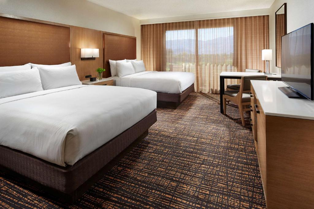 DoubleTree by Hilton Golf Resort Palm Springs - Chambre Queen Avec Deux Lits Queen