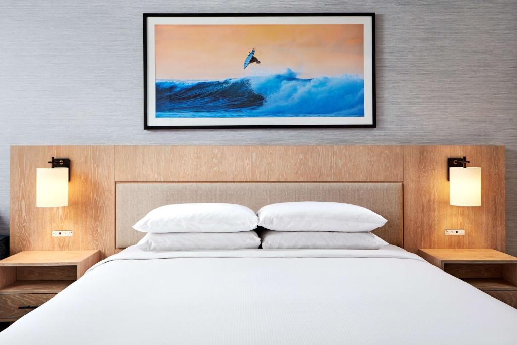 Hotel MDR Marina del Rey- a DoubleTree by Hilton - King Room