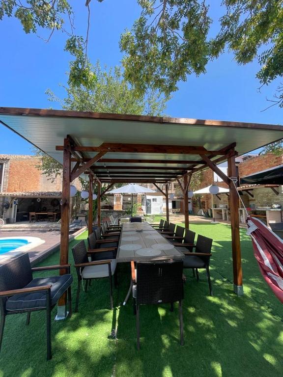 Kép Agradable casa rural con piscina privada szállásáról Vallfogona de Balaguer városában a galériában
