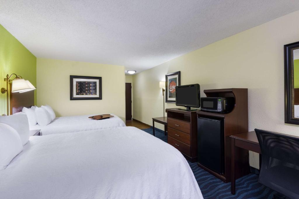 Hampton Inn Atlanta Perimeter Center - Habitación Doble Con Dos Camas Dobles: No Fumar