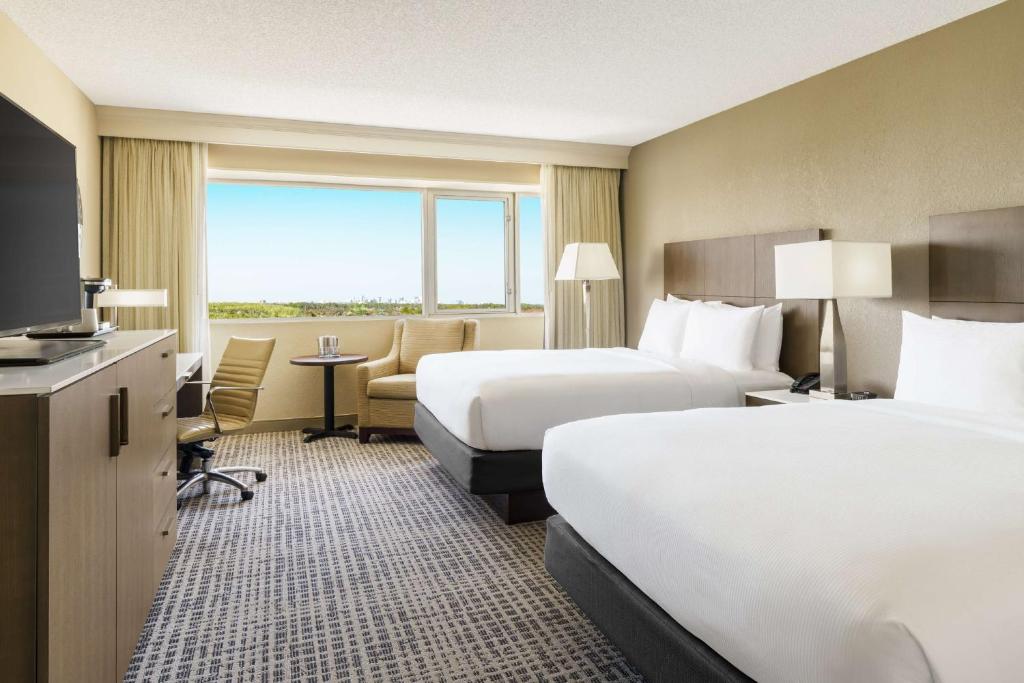 DoubleTree by Hilton Orlando Airport Hotel - 