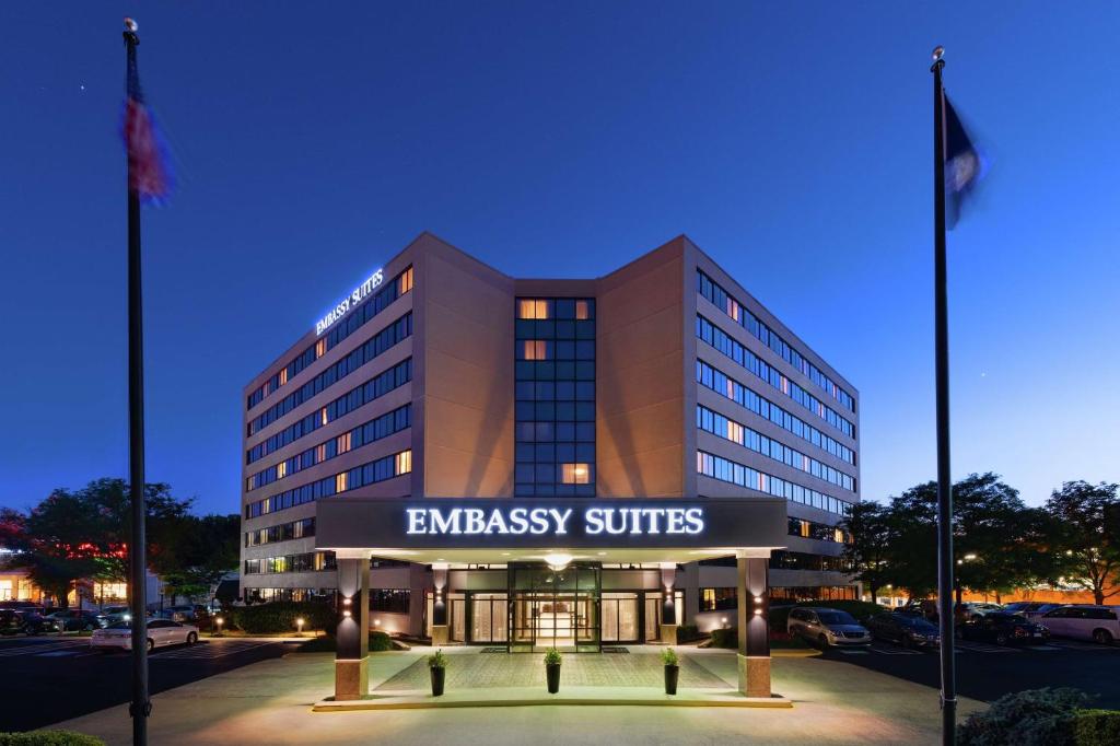 Embassy Suites Tysons Corner, Tysons Corner (updated prices 2024)
