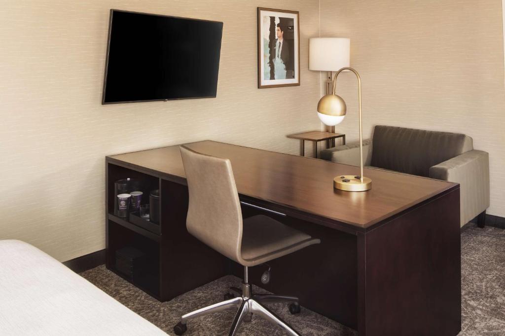 Embassy Suites Tysons Corner - キングスタジオスイート