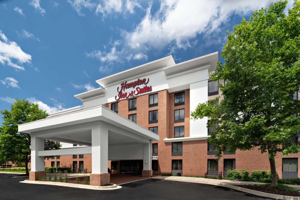Hampton Inn & Suites Annapolis photo