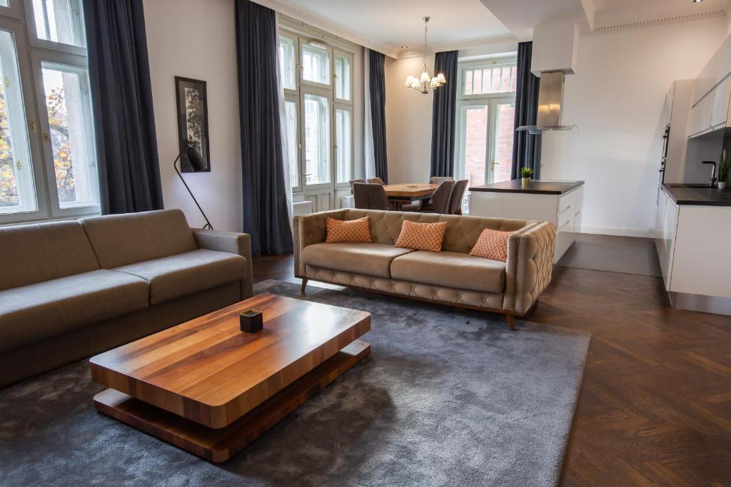 Posedenie v ubytovaní ZOYA LUXURY RESIDENCE