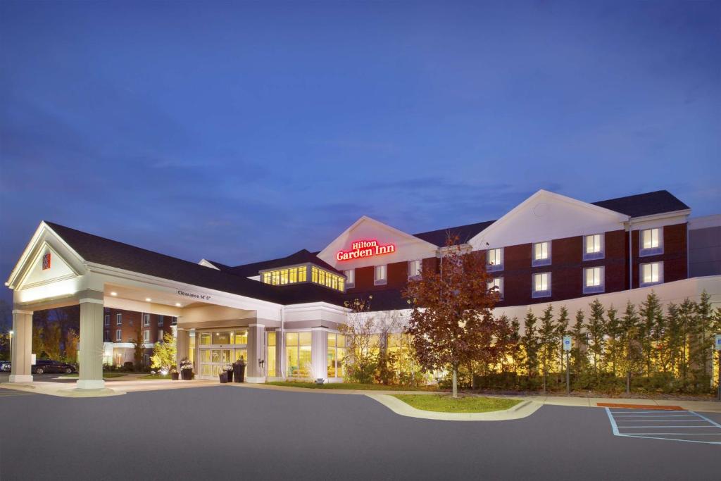 a rendering of the front of a hotel at Hilton Garden Inn Detroit/Novi in Novi