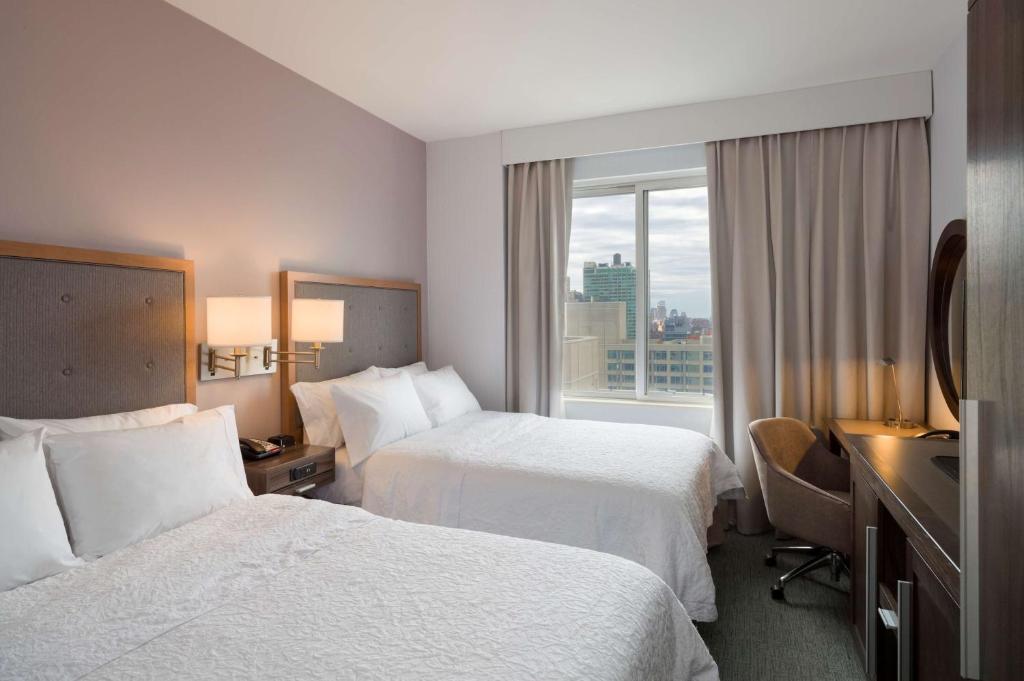 Hampton Inn Manhattan - Times Square South - Double Room With Two Double Beds