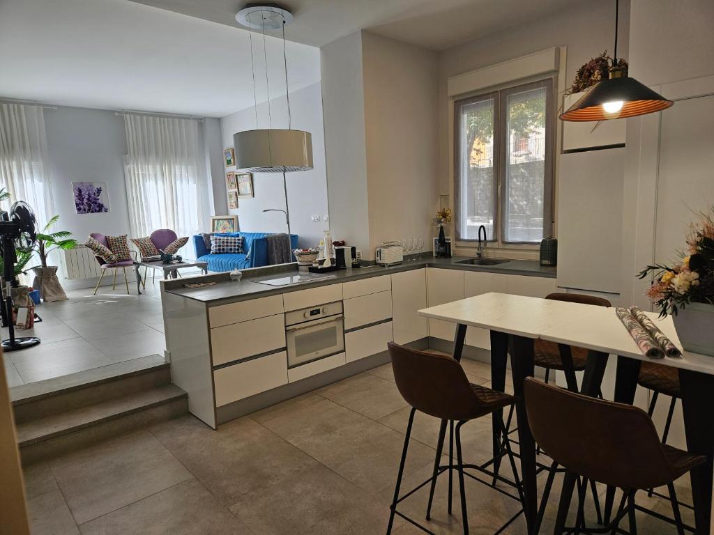 Kuchyň nebo kuchyňský kout v ubytování Loft17