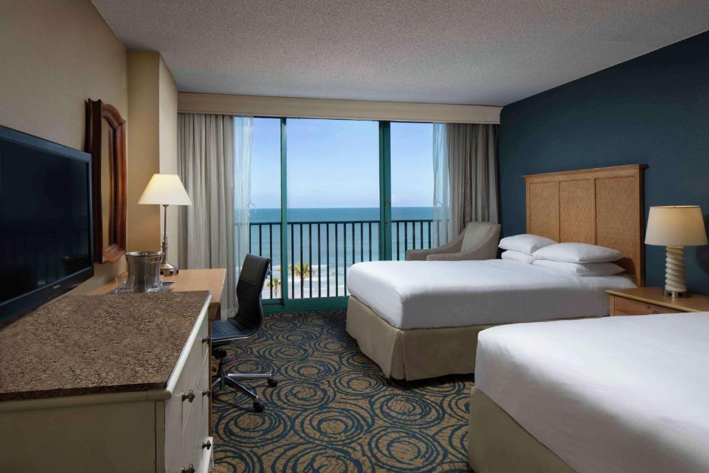 Hilton Daytona Beach Resort - Queen Room Aan De Kust Met Twee Queen Bedden