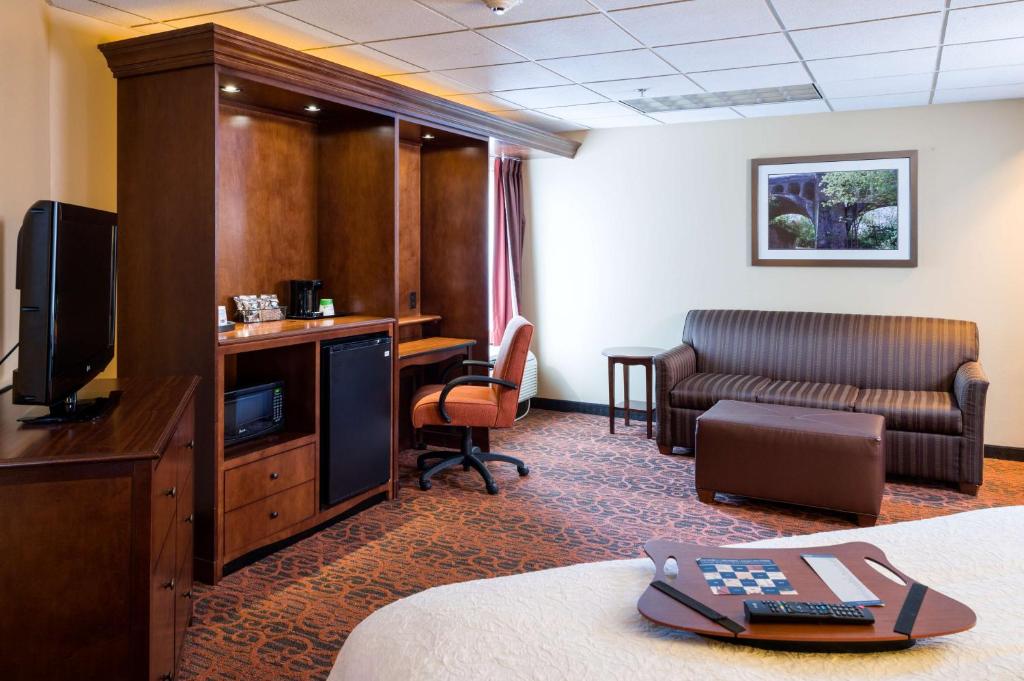 Hampton Inn Selinsgrove/Shamokin Dam - Queen Kamer Met Mobiliteitstoegang/Rookvrij