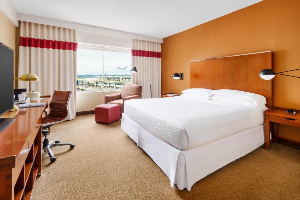 Four Points by Sheraton Los Angeles International Airport