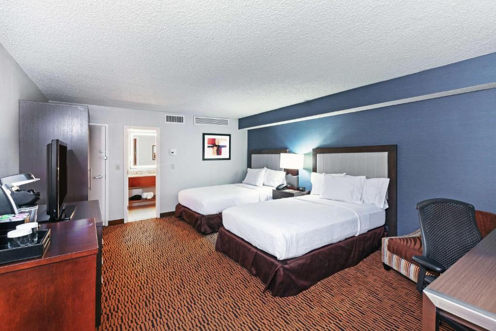 Embassy Suites by Hilton Dallas Market Center - Habitación Doble Con Dos Camas Dobles: No Fumar