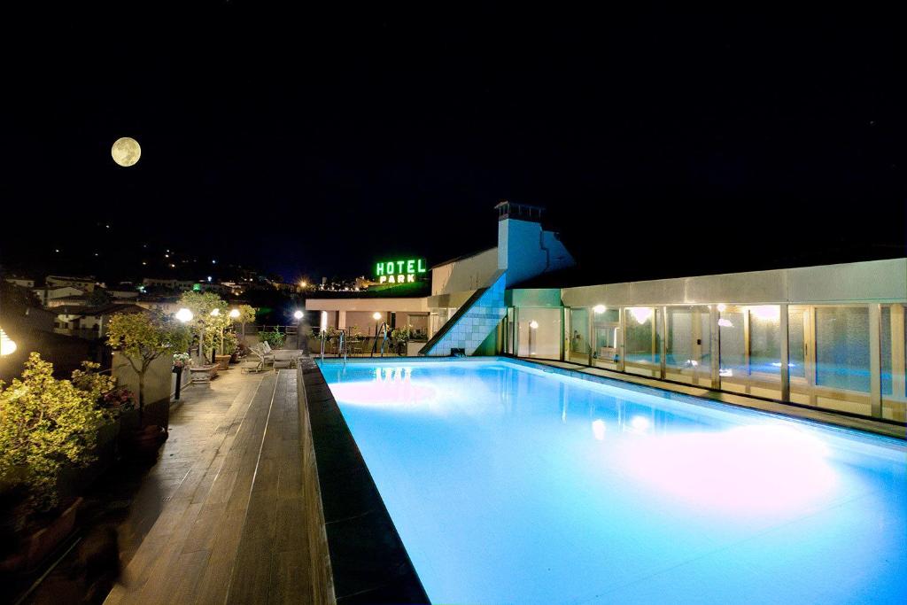 Bazén v ubytování Hotel Park nebo v jeho okolí