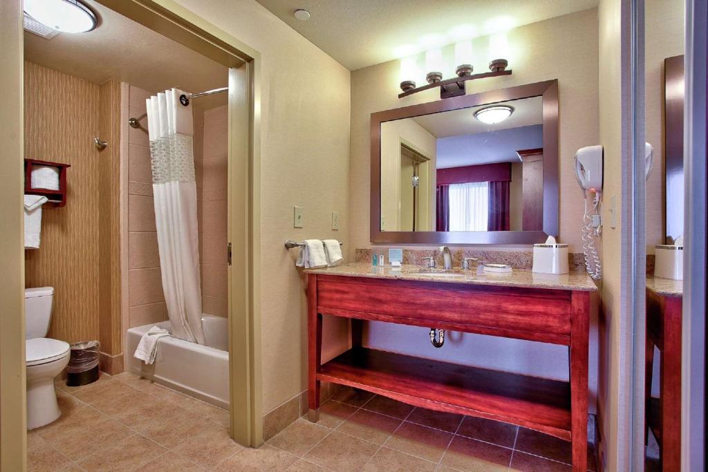Hampton Inn & Suites Scottsdale at Talking Stick photo