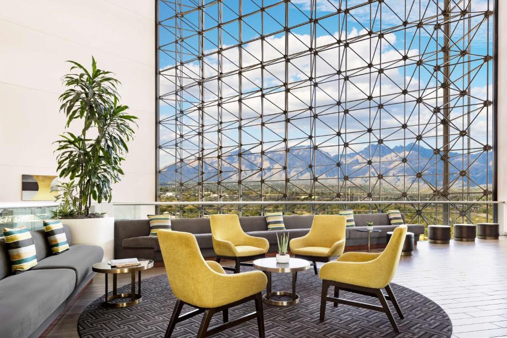 Posezení v ubytování Hilton Tucson East