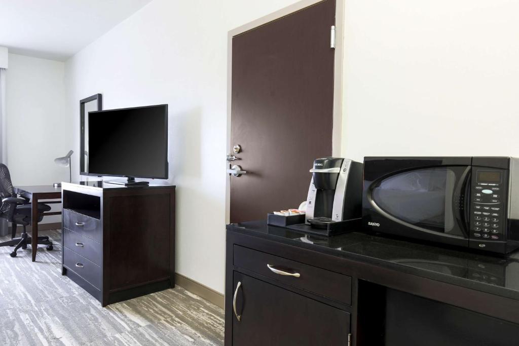 Hilton Garden Inn Norman photo