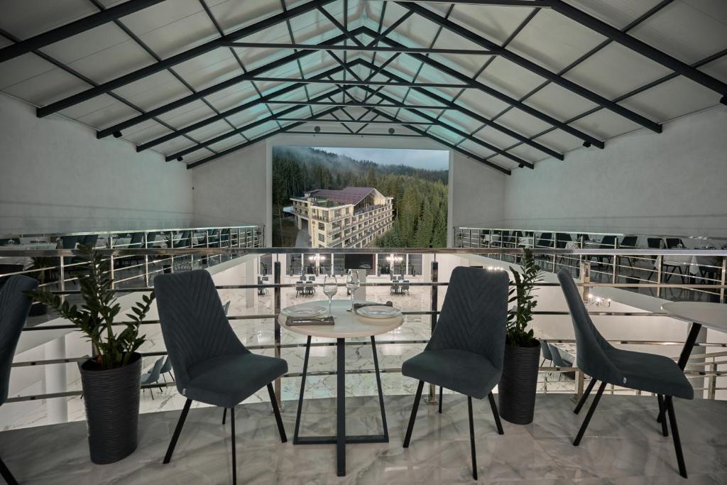 Restaurace v ubytování Готель У Борисовича & SPA