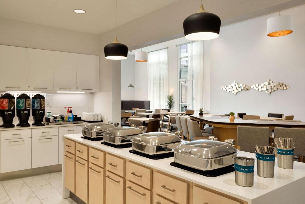 Kuchyň nebo kuchyňský kout v ubytování Homewood Suites By Hilton SLC/Draper