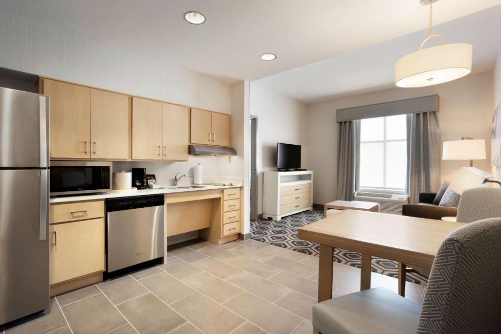 Kuchyň nebo kuchyňský kout v ubytování Homewood Suites By Hilton SLC/Draper