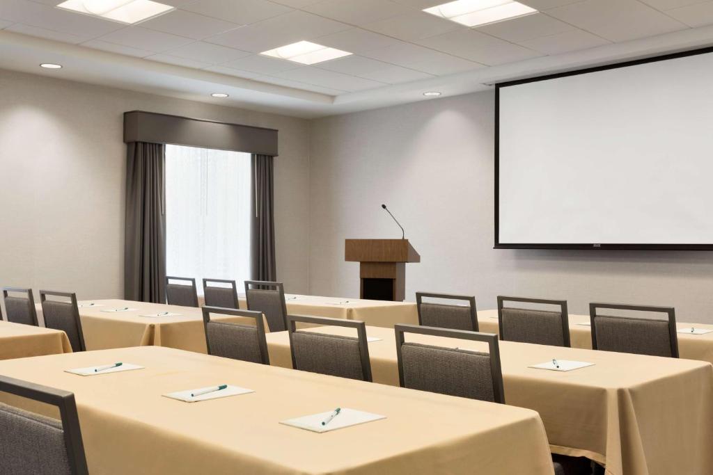 Konferenční prostory v ubytování Homewood Suites By Hilton SLC/Draper