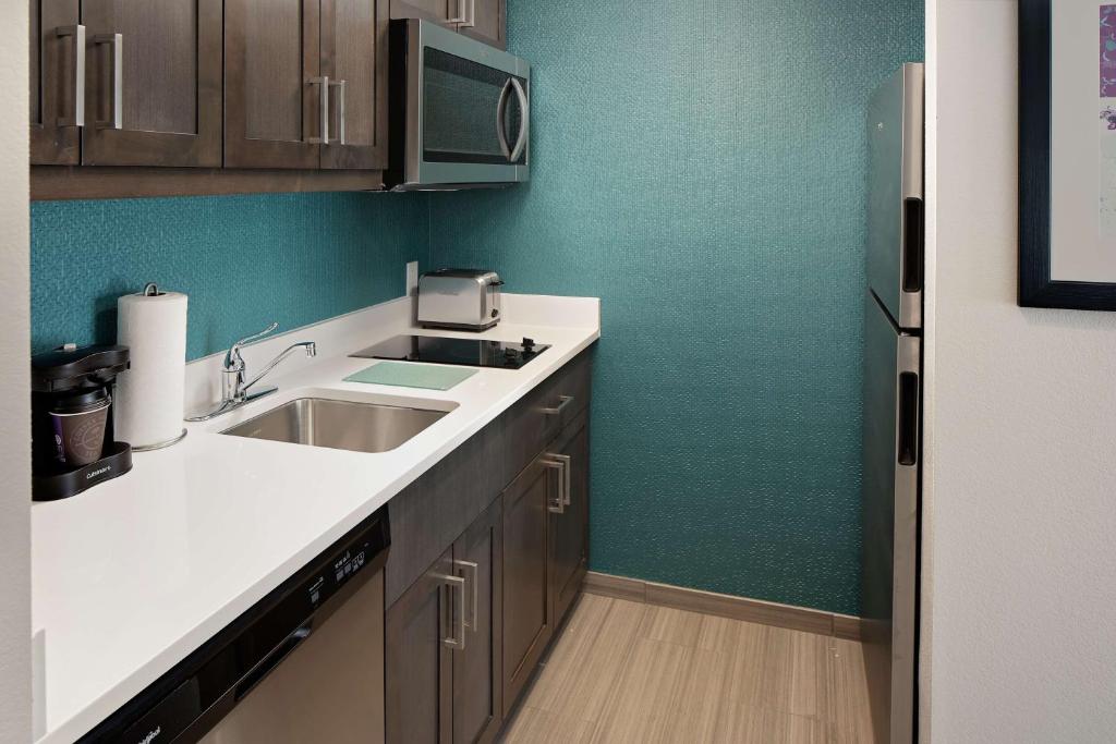 Homewood Suites By Hilton Ronkonkoma - King Studio Suite - Acceso Auditivo