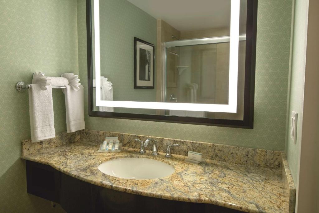 Hilton Garden Inn Washington D.C./U.S. Capitol photo