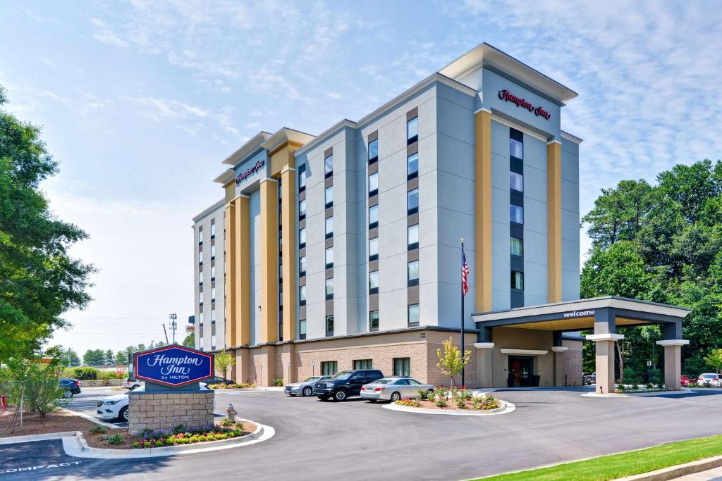 una riproduzione dell'hotel Hampton Inn Suites di Hampton Inn Atlanta Kennesaw a Kennesaw