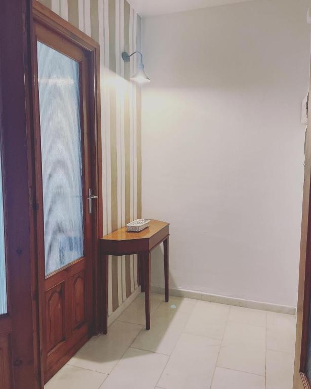 رزرو هتل و هاستل، خانه مجسمه ساز, 09197245267