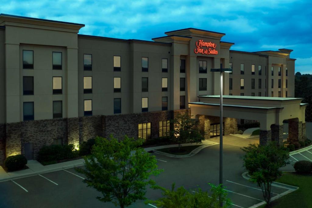 Hampton Inn & Suites Winston-Salem/University Area photo
