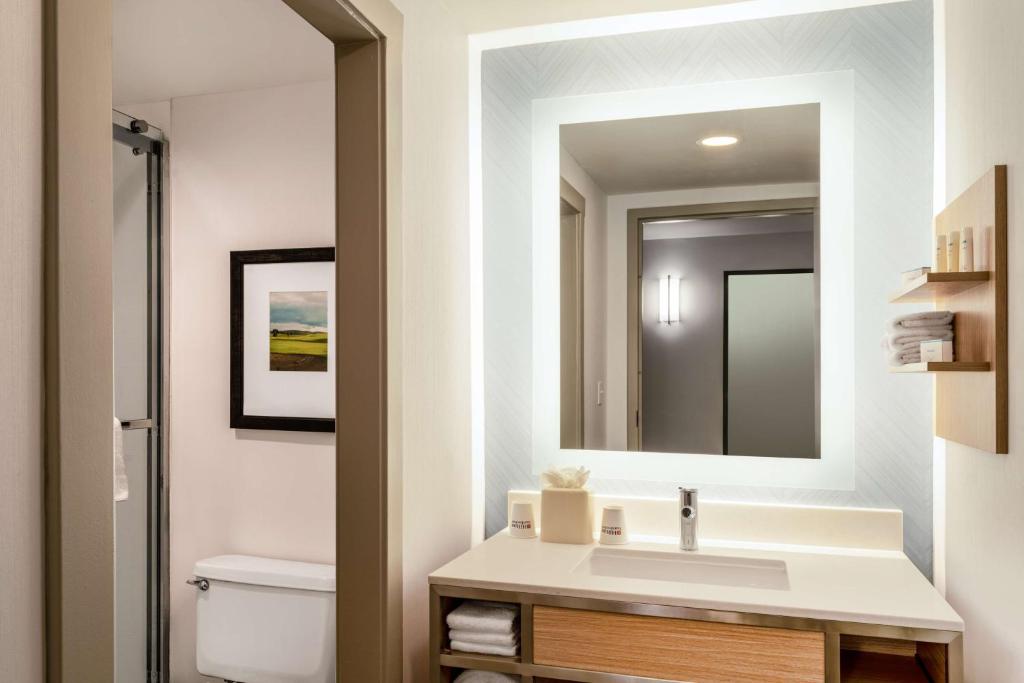 Hilton Garden Inn Jacksonville Ponte Vedra Sawgrass photo