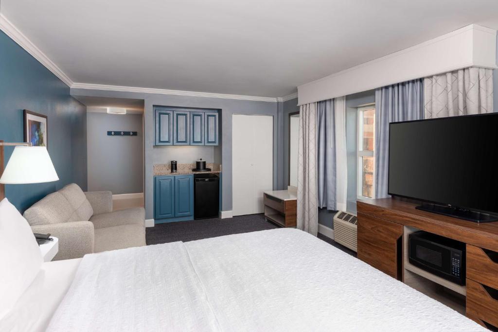 Hampton Inn Savannah Historic District - 