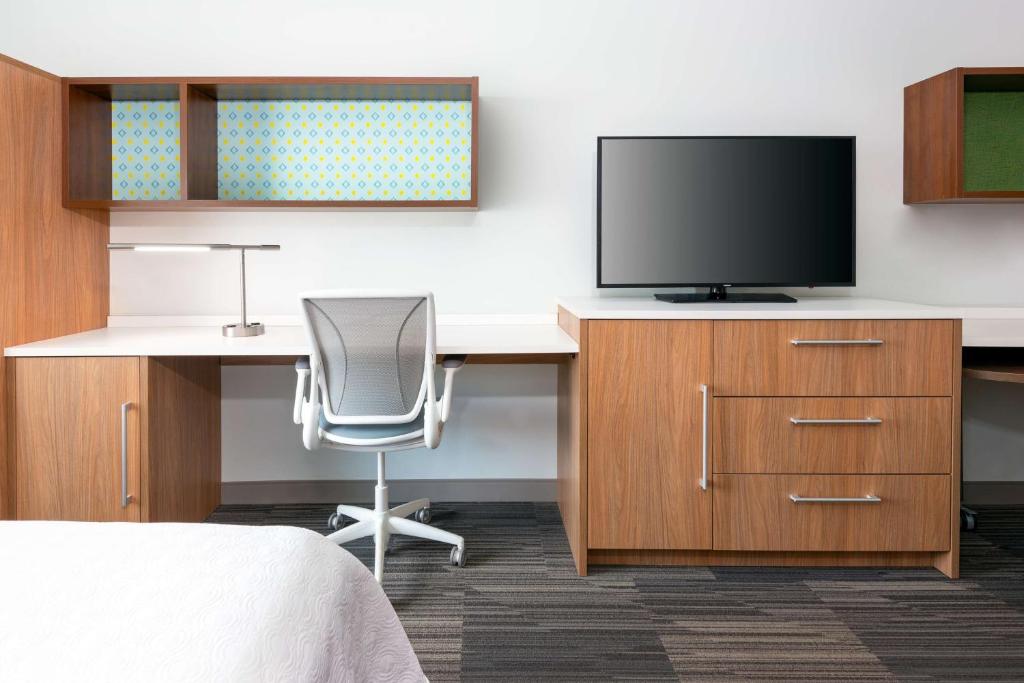 Home2 Suites By Hilton Tampa Downtown Channel District photo