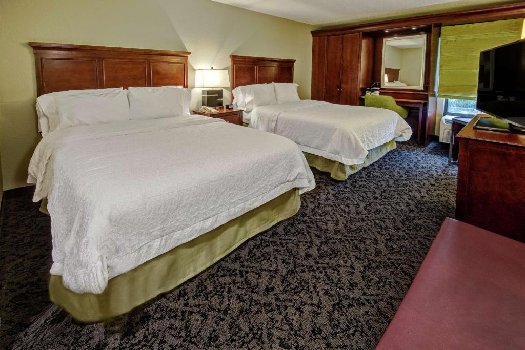 Hampton Inn Charlotte/Matthews photo
