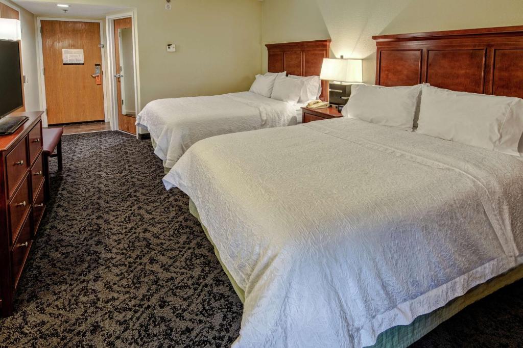 Hampton Inn Charlotte/Matthews photo