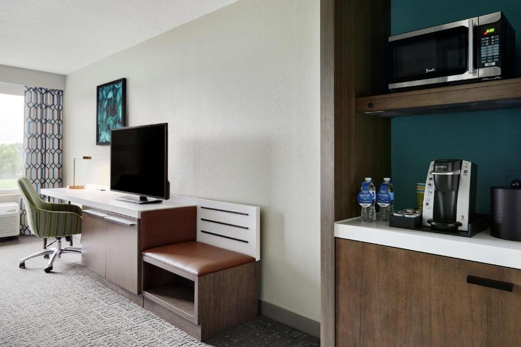 Hilton Garden Inn Cincinnati Northeast - Kingkamer